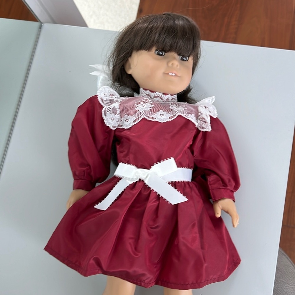 Vintage American Girl Samantha Christmas dress with tights & bow excellent cond
